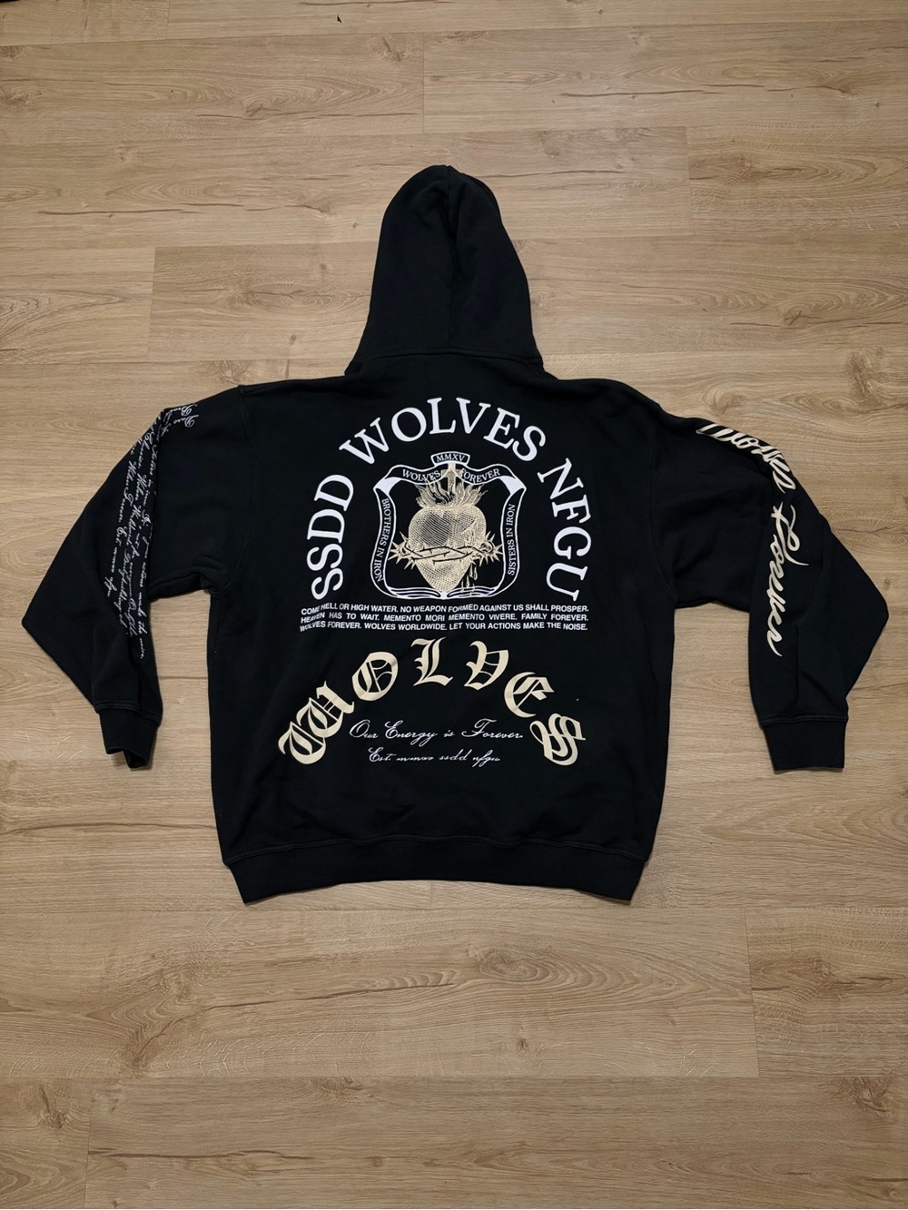 Darc Sport Black Graphic Wolves Pullover Hoodie